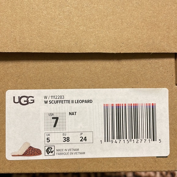 UGG Scuffette II Leopard Slippers - Picture 7 of 10